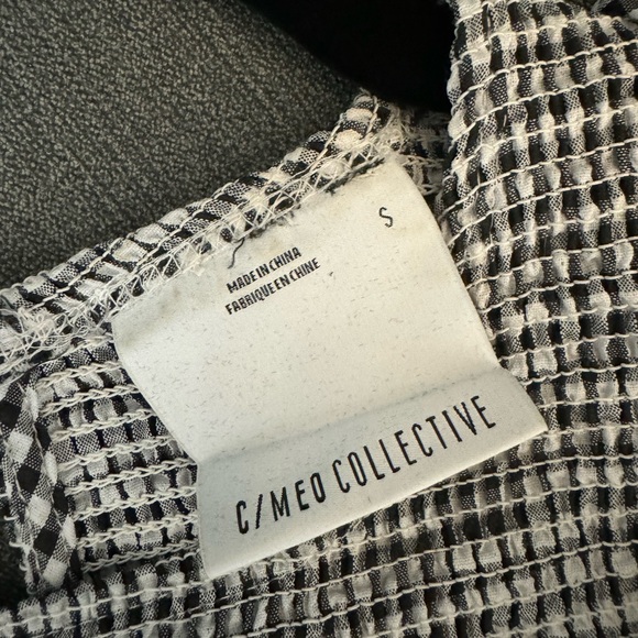 Stylish Black and White Dress - Picture 8 of 8